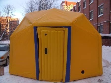 城中充气帐篷